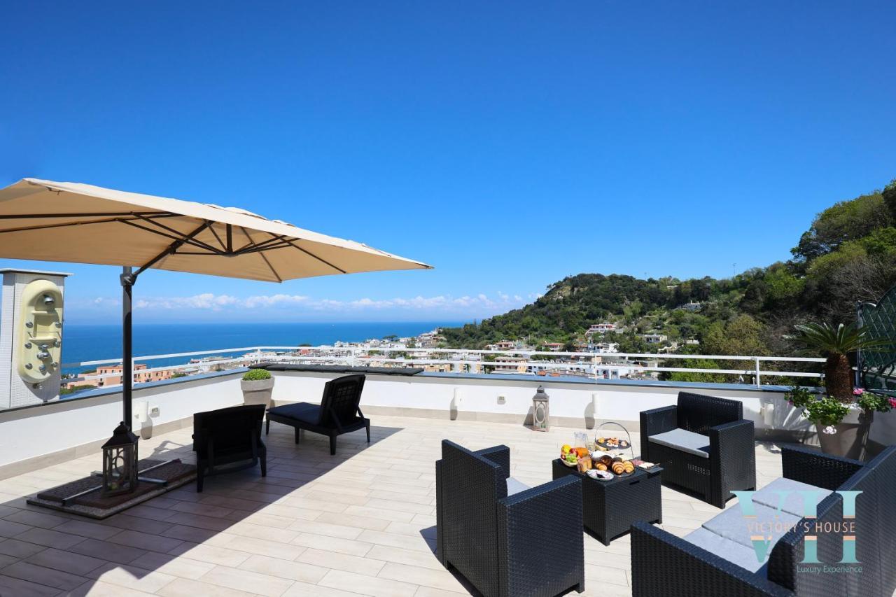 Victory'S Luxury House With Jacuzzi On The Roof Villa Casamicciola Terme Exterior photo